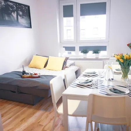 Project Comfort Apartament Potrzebna 55/29 * Warsaw